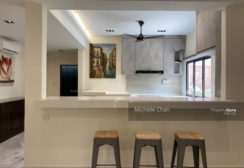 Taman OUG Jalan Awan Kecil 7