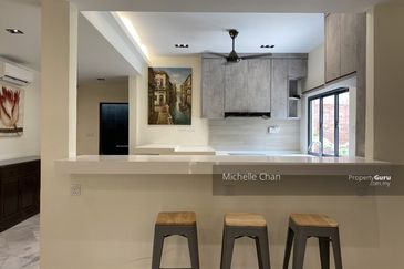 Taman OUG Jalan Awan Kecil 7