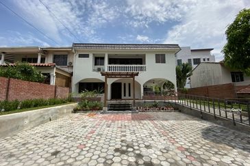 Taman OUG Jalan Awan Kecil 7