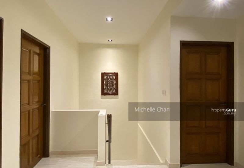 Taman OUG Jalan Awan Kecil 7