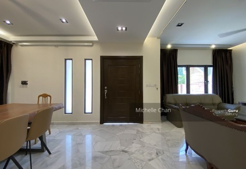 Taman OUG Jalan Awan Kecil 7