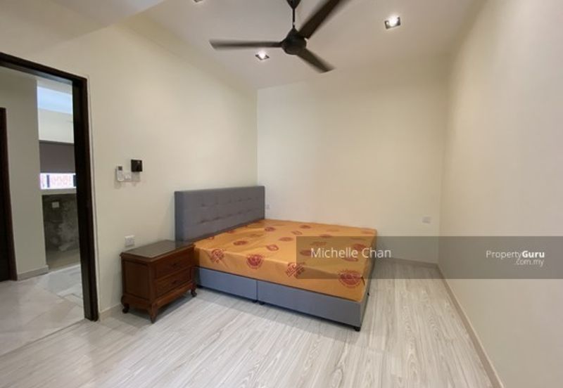 Taman OUG Jalan Awan Kecil 7