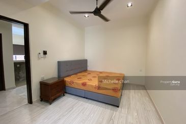 Taman OUG Jalan Awan Kecil 7