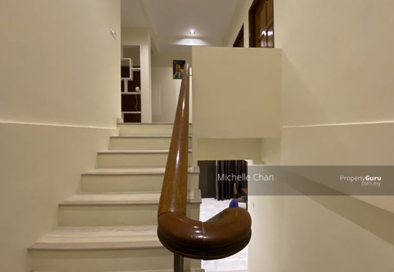 Taman OUG Jalan Awan Kecil 7