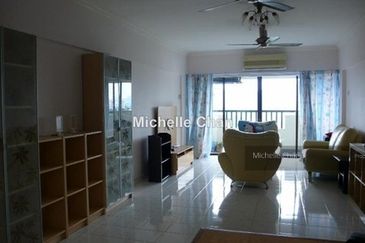 Anjung Hijau (Greenfield Apartment)