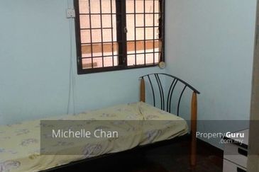 Anjung Hijau (Greenfield Apartment)