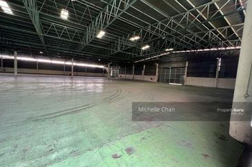 West Port, Pulau Indah