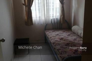 Anjung Hijau (Greenfield Apartment)