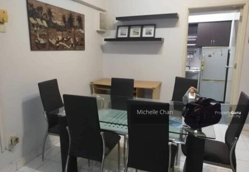 Anjung Hijau (Greenfield Apartment)