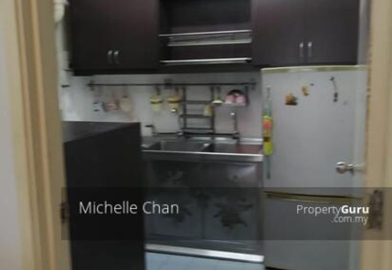 Anjung Hijau (Greenfield Apartment)