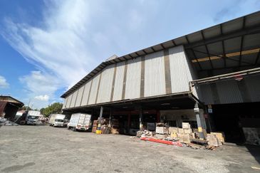 Corporate Warehouse For Rent