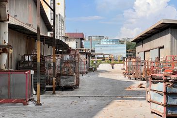 Corporate Warehouse For Rent