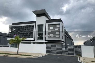 Bandar Serenia, Sepang