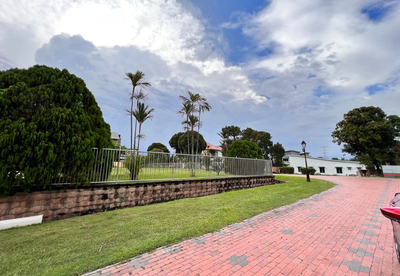 The Mines Golf & Wellness Resort Prestige & Exclusive Bungalow Land For Sale 