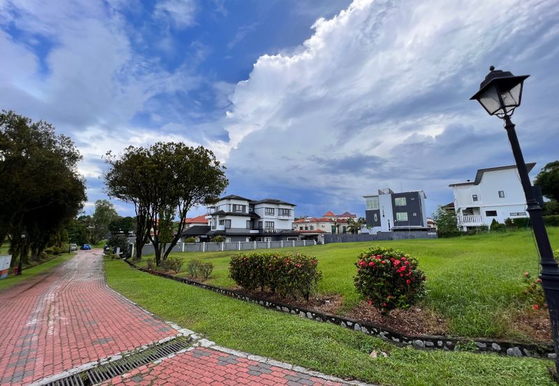 The Mines Golf & Wellness Resort Prestige & Exclusive Bungalow Land For Sale 