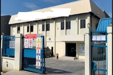 Warehouse with Racking For Rental