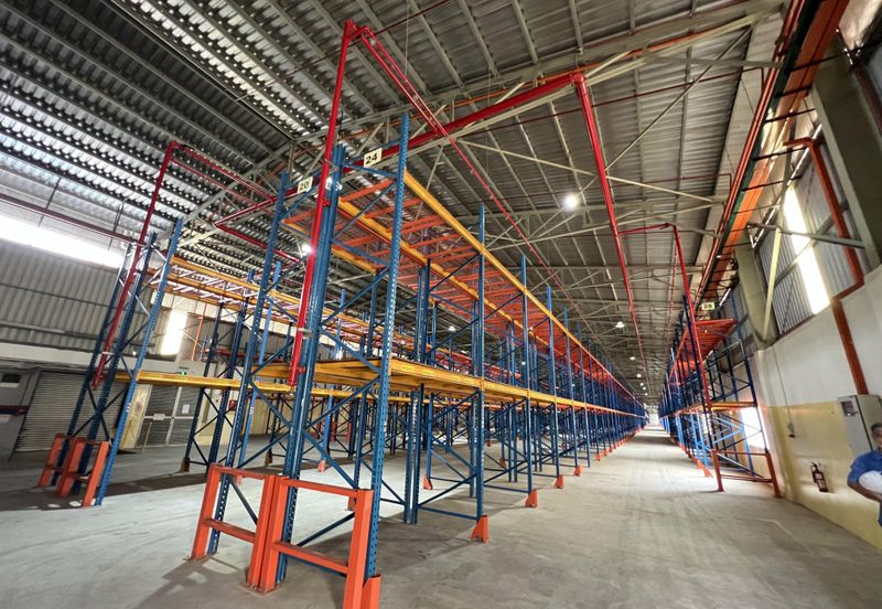 Warehouse Facing Jalan Meru Mainroad For Sale