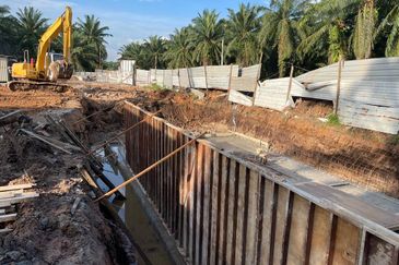 Telok Mengkuang Industrial