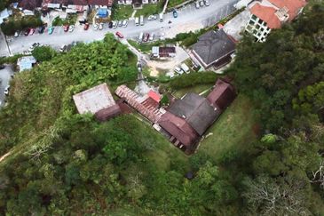 JALAN BESAR TANAH RATA - BRINCHANG