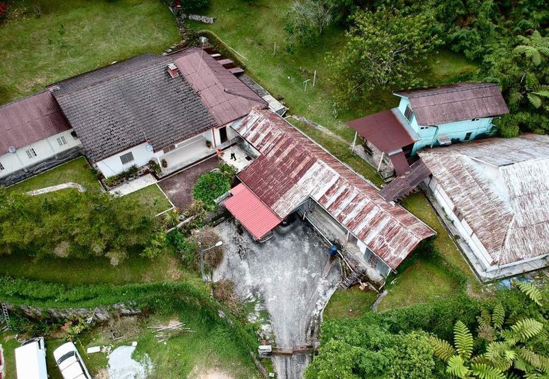 JALAN BESAR TANAH RATA - BRINCHANG