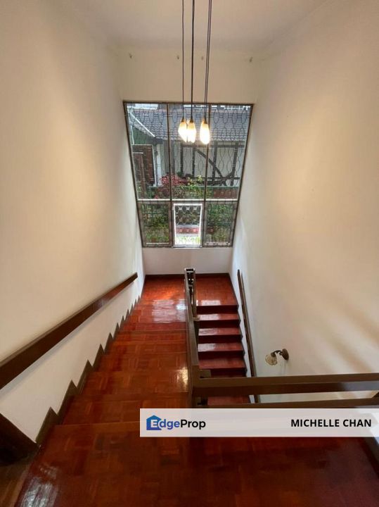 Exclusive Bungalow with Greenbelt at Taman Hillview, Selangor, Ulu Kelang