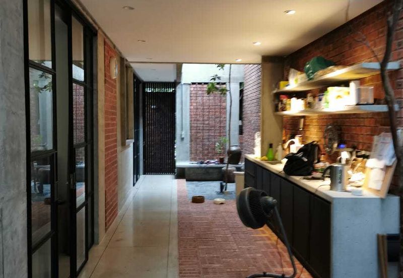 Lightwell House at Taman Desa 