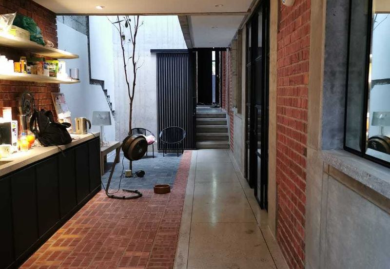 Lightwell House at Taman Desa 