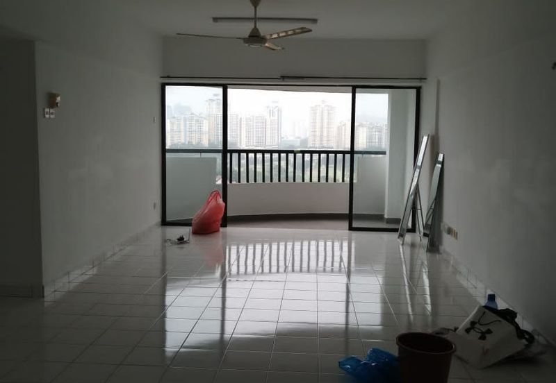 Anjung Hijau (Greenfield Apartment)
