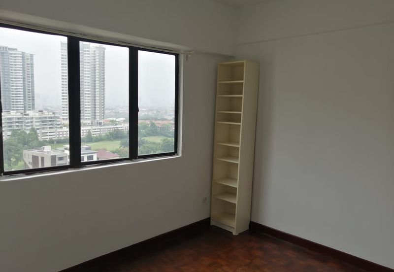 Anjung Hijau (Greenfield Apartment)