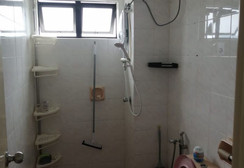 Anjung Hijau (Greenfield Apartment)