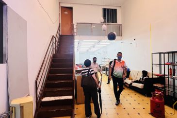 Kuala Lumpur Petaling street,  china town, shop  for Sale at Jalan Petaling, 