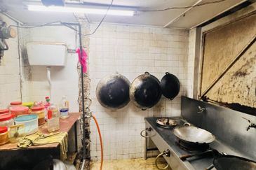 Kuala Lumpur Petaling street,  china town, shop  for Sale at Jalan Petaling, 