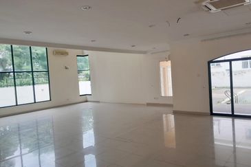 2 Storey Bungalow for Sale