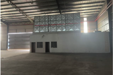 West Port, Pulau Indah