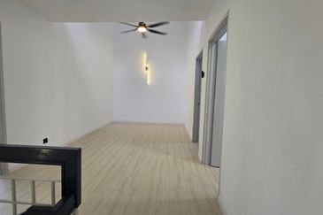 Fully Renovated Double-Storey Terrace @ Bandar Utama – Below Market Value, High Rental Potential!