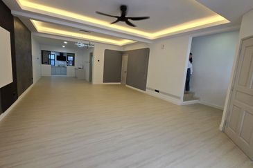 Fully Renovated Double-Storey Terrace @ Bandar Utama – Below Market Value, High Rental Potential!