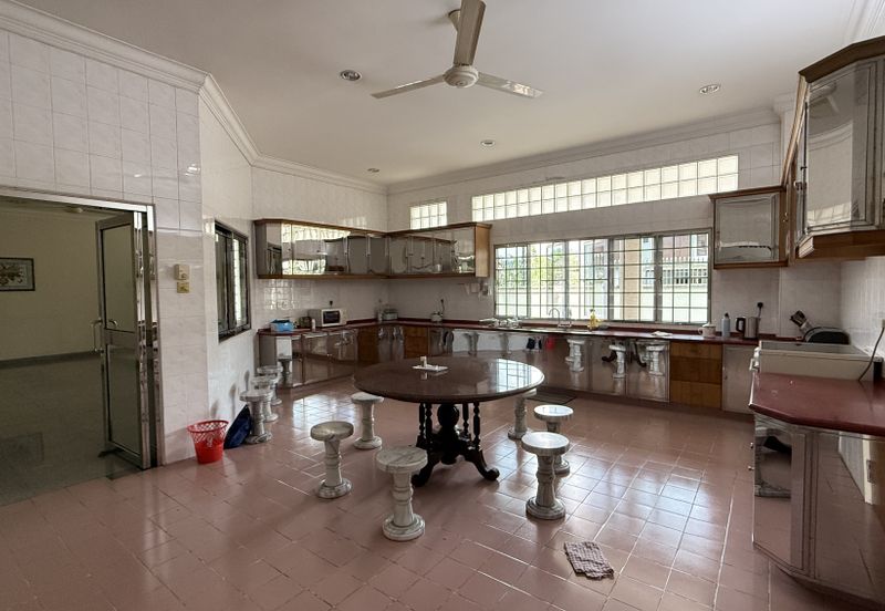 Bukit Pantai (Pantai Hill)