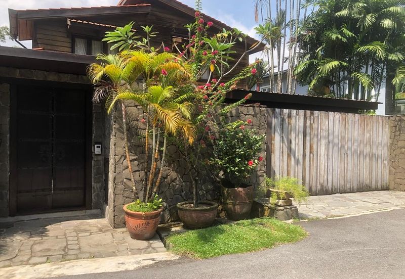 Balinese Bungalow Villa