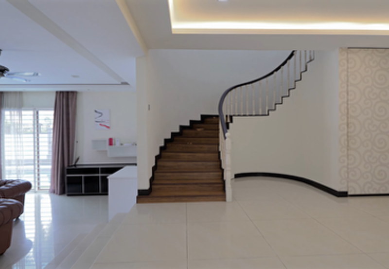 Bungalow with Swimming Pool in Bangsar