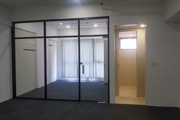 Sunway Geo office lot 596sqt below market Price!!!