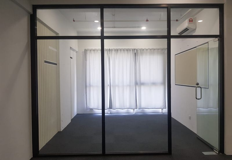 Sunway Geo office lot 596sqt below market Price!!!