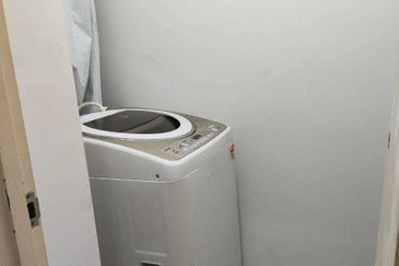 Gravit8 @ Klang South