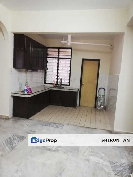 Court 8 , 3r2b unit for , Selangor, USJ