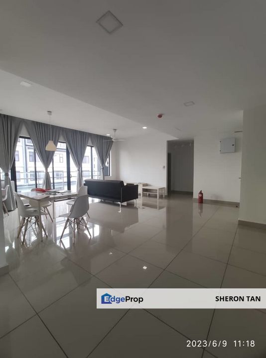 Utropolis suites block D 3r2b fully furnished For RENT!!!, Selangor, Glenmarie