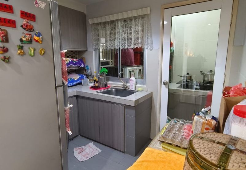 Pangsapuri Jati, Taman Subang Mewah