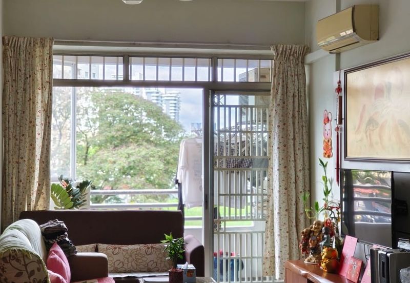 Pangsapuri Jati, Taman Subang Mewah