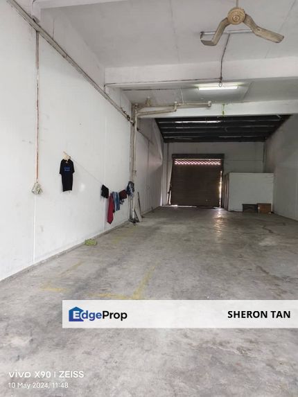 Taman Perindustrian Puchong 1.5 storey Factory to LET!!!, Selangor, Puchong