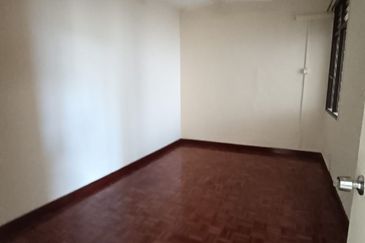 Subang Perdana Goodyear Court 9