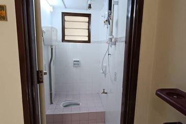 Subang Perdana Goodyear Court 9