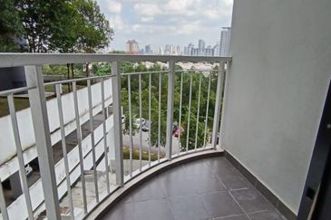 Maisson @ Platinum Apartment